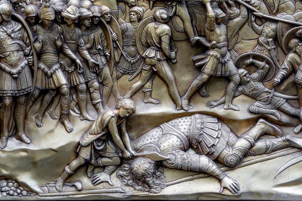 Relief sculpture depicting the battle of David and Goliath.